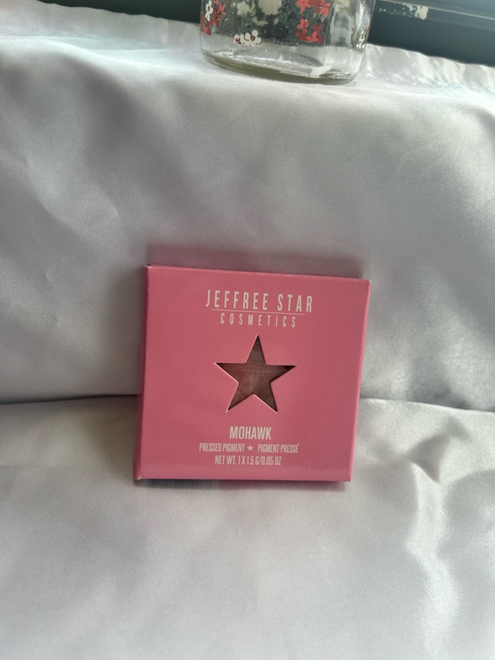 Jeffree Star Mohawk Pressed Pigment - Rose Pink Packaging